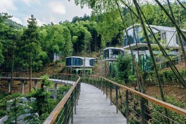 Outdoor Space Capsule House for Resort Project Modern technology design prefabhouse double glass soundproof capsule house